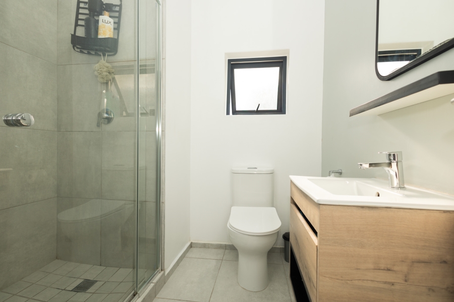 2 Bedroom Property for Sale in Groot Phesantekraal Estate Western Cape